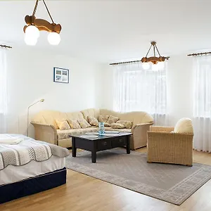 Domotel Aleje Jerozolimskie , Warschau Polen