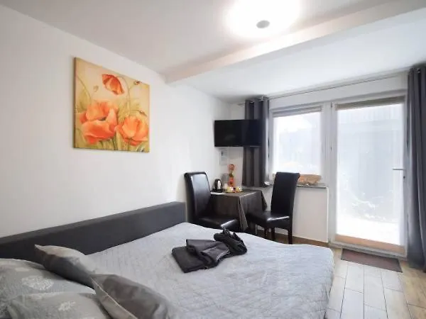 Roza Wiatrow Dom Wypoczynkowy Kolobrzeg Homestay